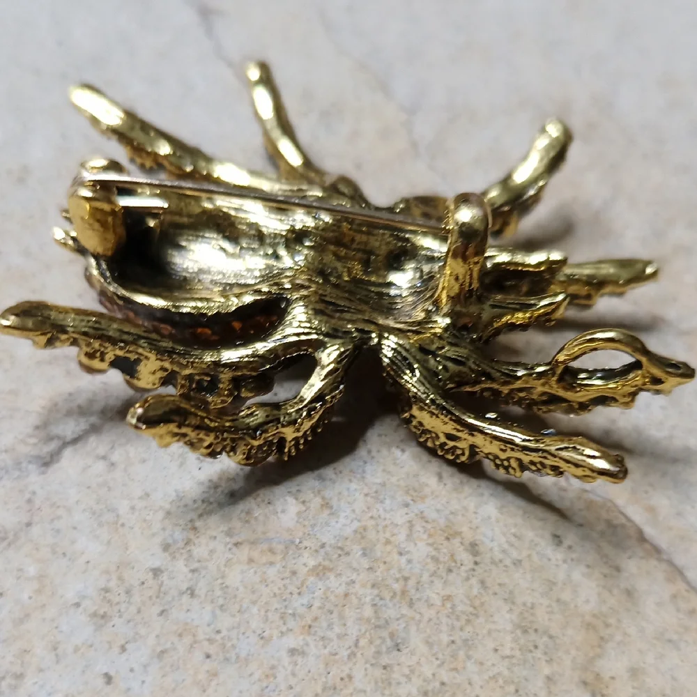 Sparkling Spider Brooch Pendant with Rhinestones Tarantula